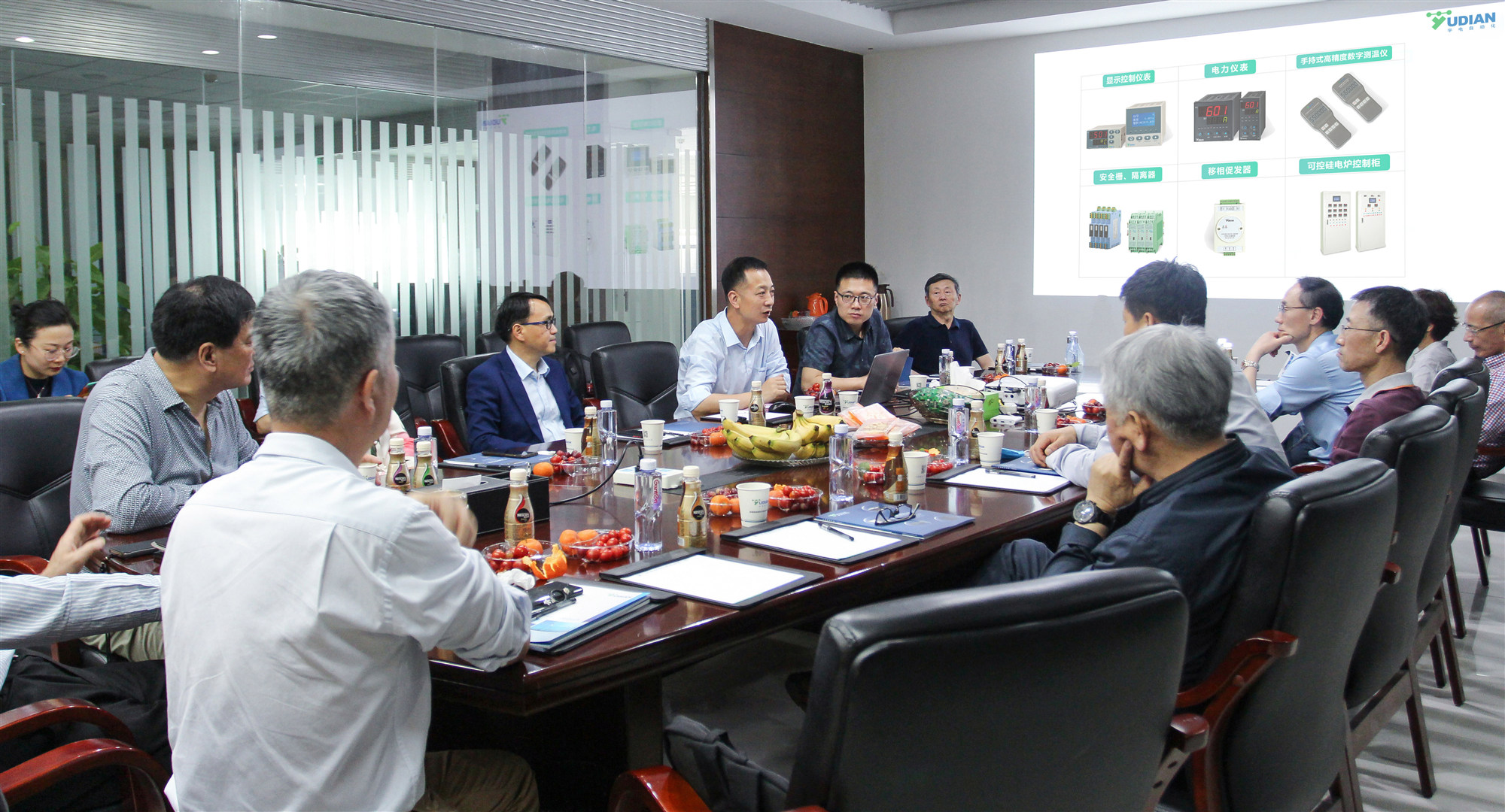 座談交流1_副本.jpg 座談交流1_副本.jpg